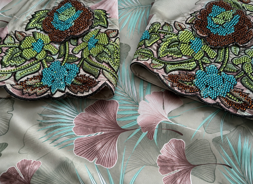 3D Green Rose Mukhawar – Italian Silk